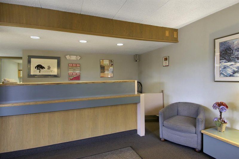 Red Roof Inn Bridgeton Bagian luar foto